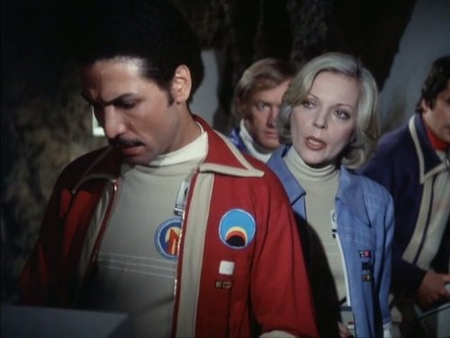 Barbara Bain, Tony Anholt, Nick Tate, and Raul Newey in Space: 1999 (1975)