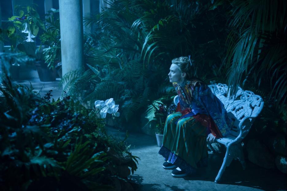 Mia Wasikowska in Alice Through the Looking Glass (2016)