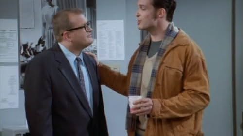 Drew Carey and Diedrich Bader in The Drew Carey Show (1995)