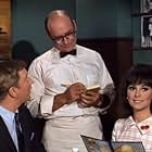 Marlo Thomas, Ted Bessell, and Arthur Julian in That Girl (1966)