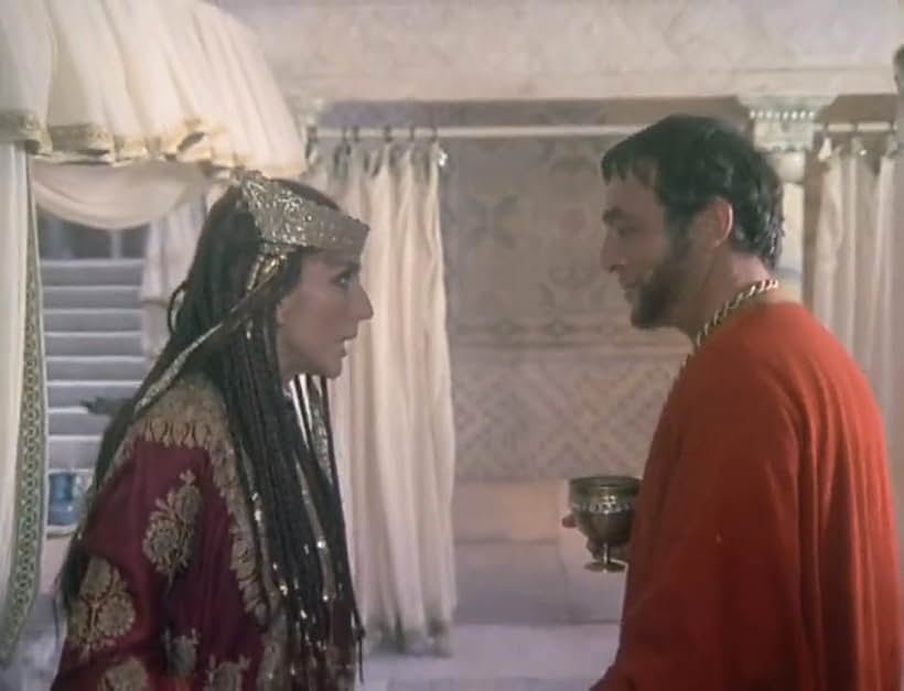 Christopher Plummer and Valentina Cortese in Jesus of Nazareth (1977)