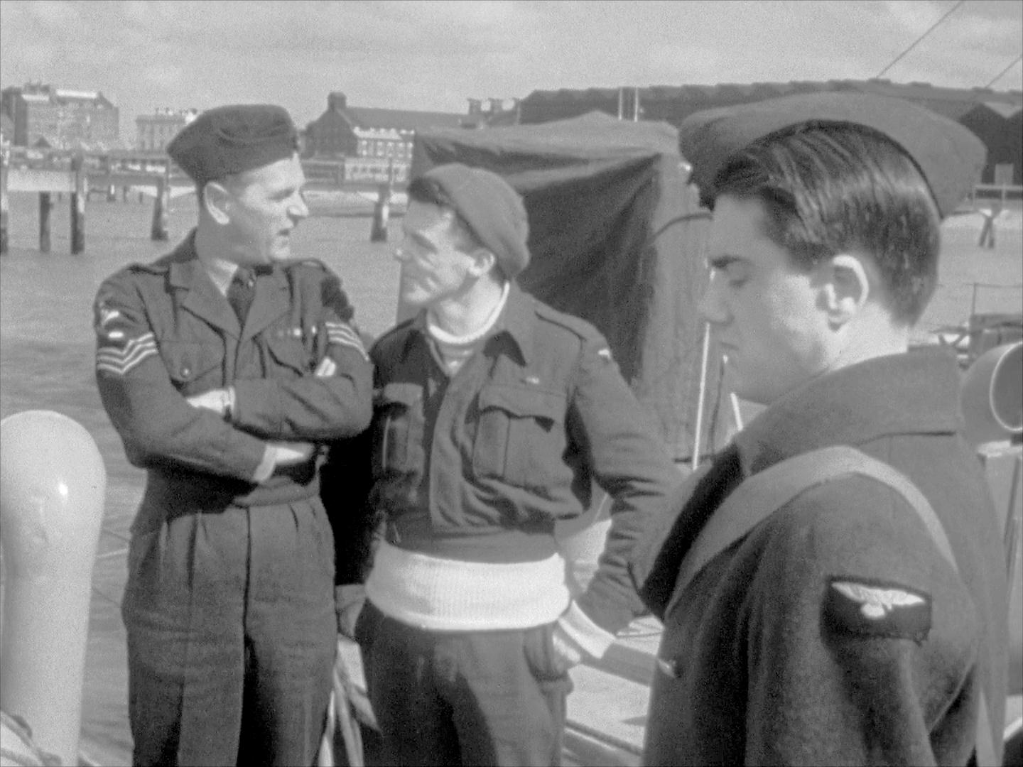 Victor Maddern, Nigel Patrick, and Ian Whittaker in The Sea Shall Not Have Them (1954)