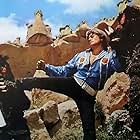 Cüneyt Arkin and Füsun Uçar in The Man Who Saved the World (1982)