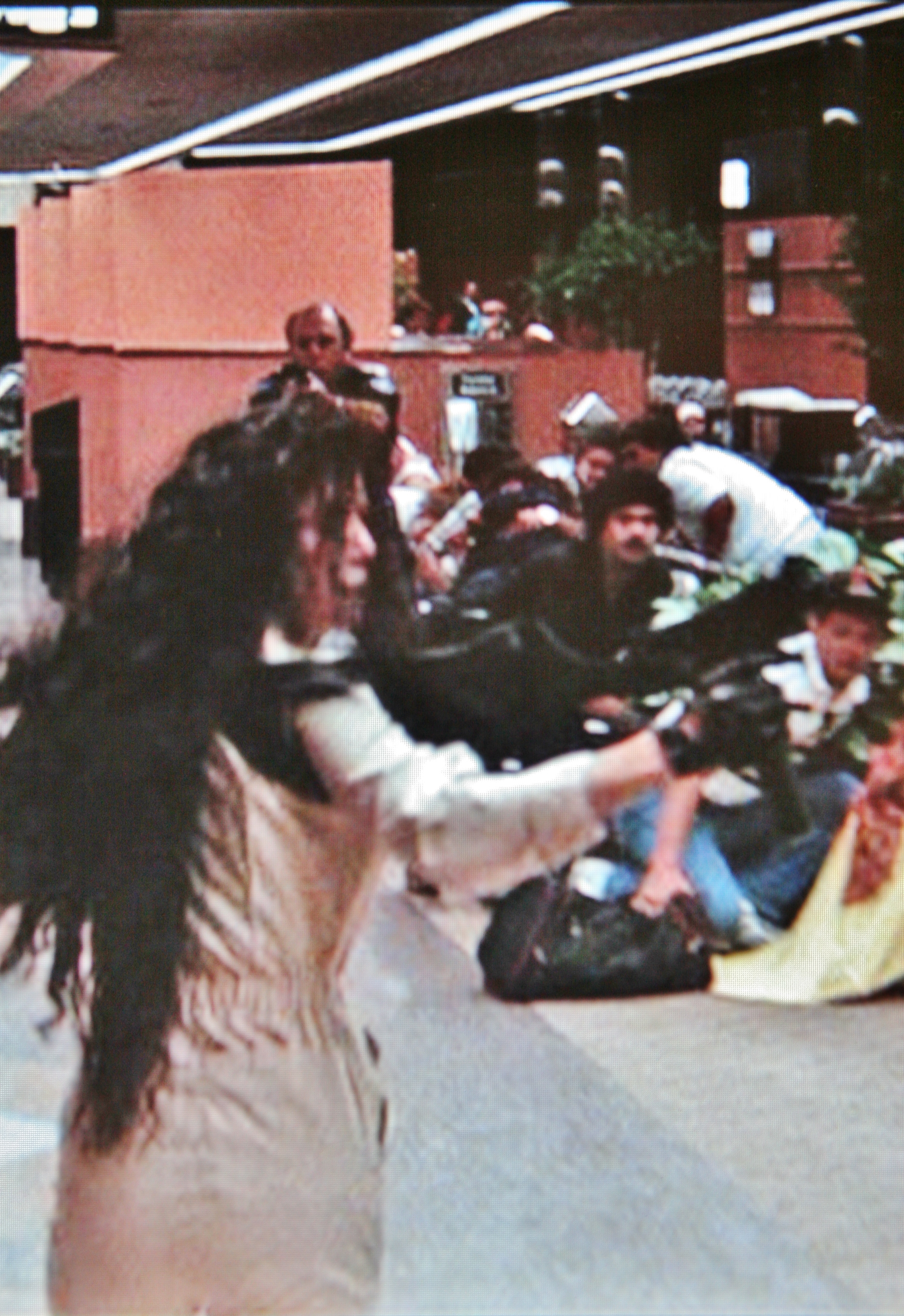 Sonia Braga and Dane Andrew in The Rookie (1990)