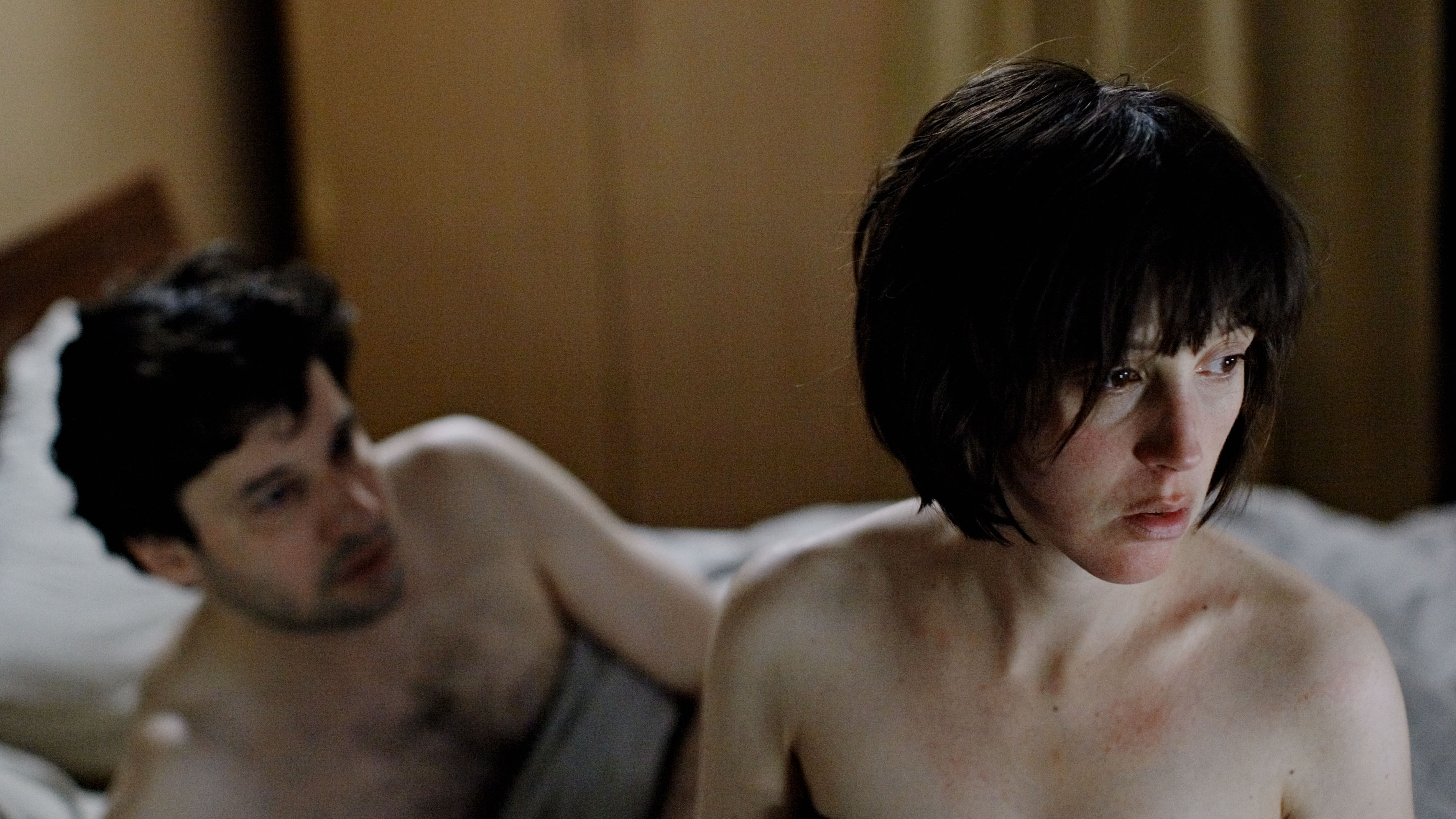 Éric Caravaca and Florence Loiret Caille in The Little Bedroom (2010)