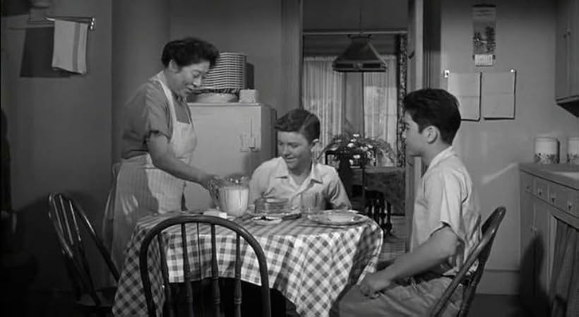 Tsuru Aoki, Richard Eyer, and George Matsui in Hell to Eternity (1960)