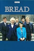 Jean Boht, Nick Conway, Ronald Forfar, Peter Howitt, Victor McGuire, and Jonathon Morris in Bread (1986)