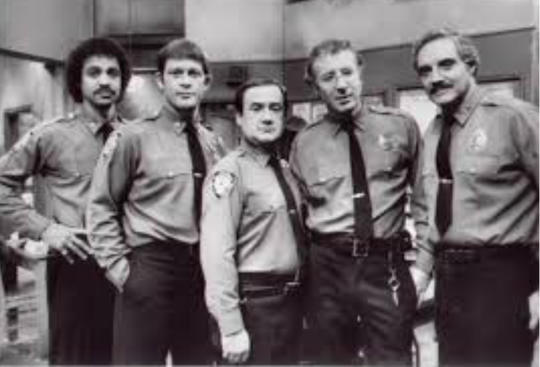 Ron Carey, Max Gail, Ron Glass, Steve Landesberg, and Hal Linden in Barney Miller (1975)