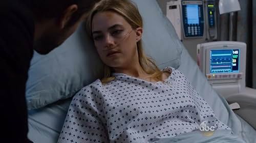 Chace Crawford and Rebecca Rittenhouse in Blood & Oil (2015)