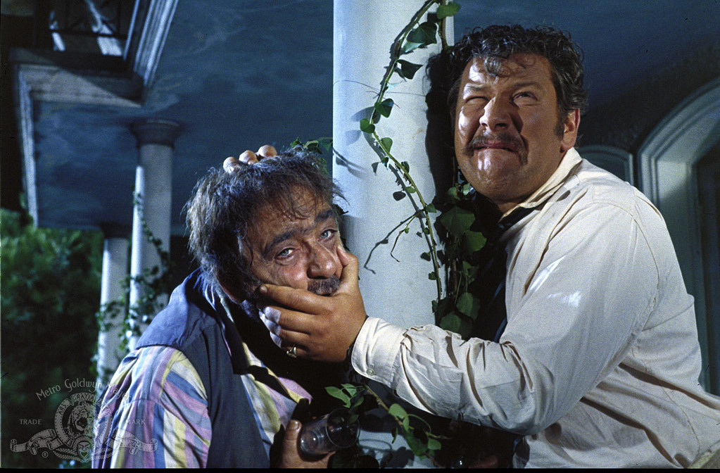 Peter Ustinov and Akim Tamiroff in Topkapi (1964)