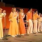 Eve Plumb, Susan Olsen, Christopher Knight, Mike Lookinland, Maureen McCormick, and Barry Williams in The World of Sid & Marty Krofft at the Hollywood Bowl (1973)