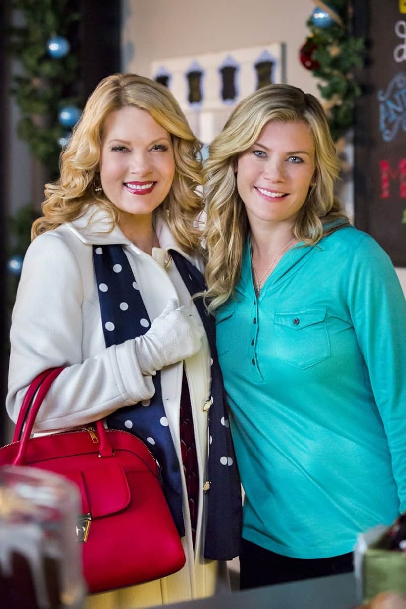 Barbara Niven and Alison Sweeney in Murder, She Baked: A Chocolate Chip Cookie Mystery (2015)