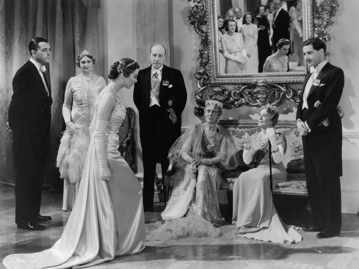 Irene Browne, Leo Genn, Wendy Hiller, and Violet Vanbrugh in Pygmalion (1938)