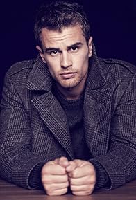 Primary photo for Theo James