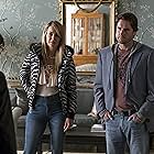 Sarah Paulson, Luke Wilson, and Oakes Fegley in The Goldfinch (2019)