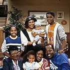 Reginald VelJohnson, Telma Hopkins, Valerie Jones, Rosetta LeNoire, Darius McCrary, Kellie Shanygne Williams, Joseph Wright, and Julius Wright in Family Matters (1989)