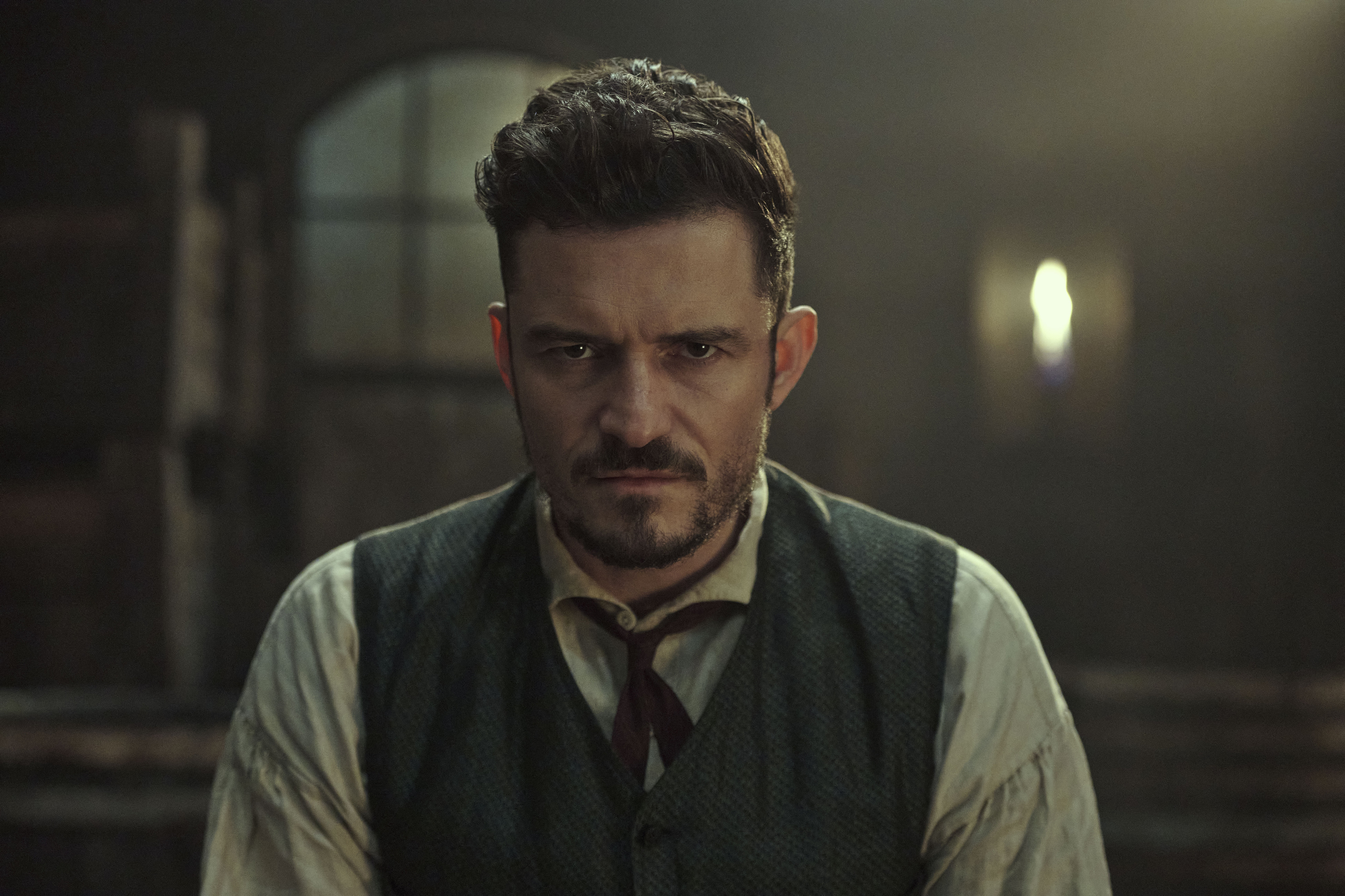 Orlando Bloom in Carnival Row (2019)