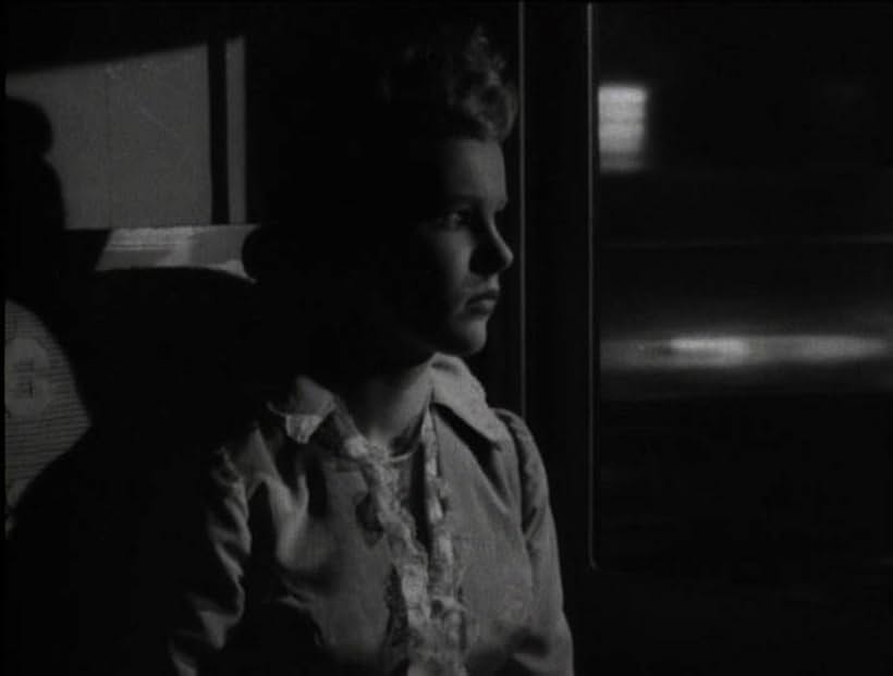 Peggy Cummins in Moss Rose (1947)