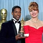 Geena Davis and Denzel Washington in The 62nd Annual Academy Awards (1990)