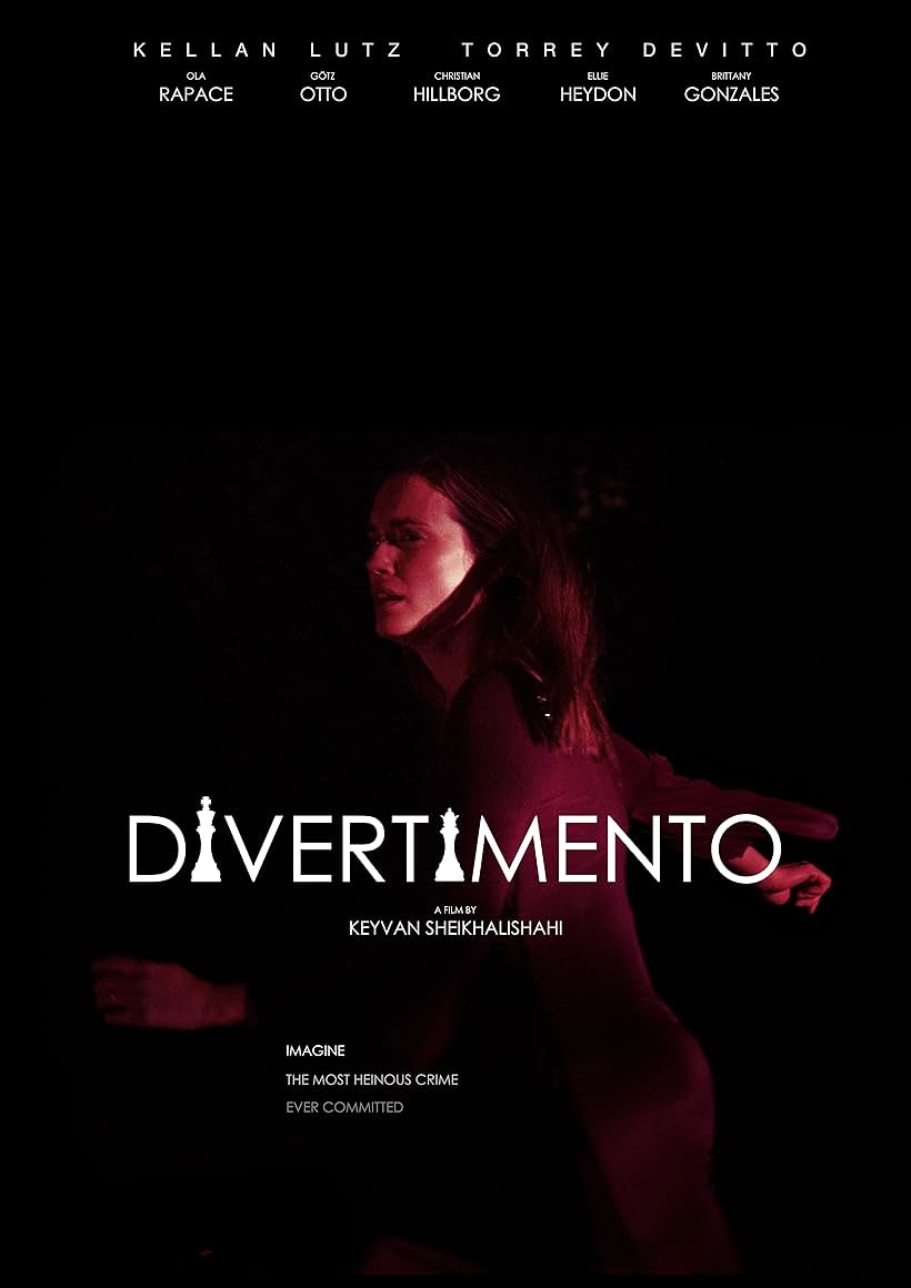 Torrey DeVitto in Divertimento (2020)