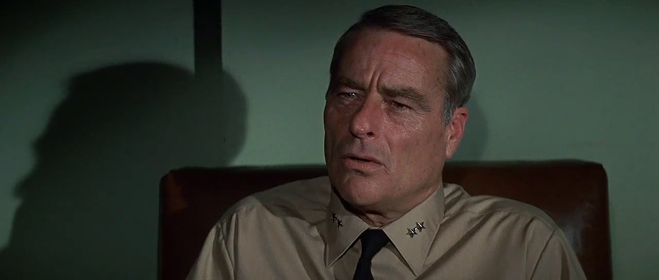 Robert Webber in Midway (1976)