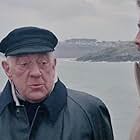 Alec Guinness and Richard Jordan in Raise the Titanic (1980)