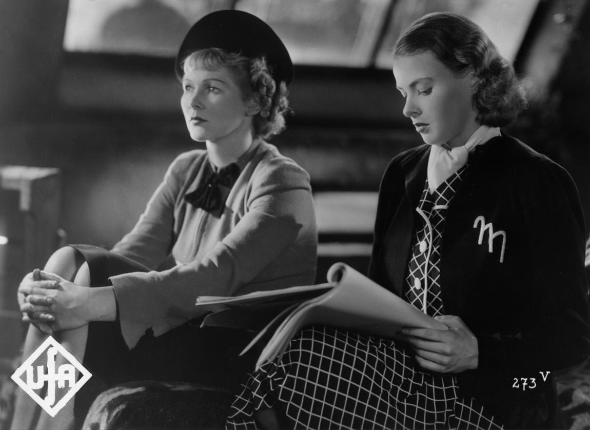 Ingrid Bergman and Carsta Löck in The Four Companions (1938)