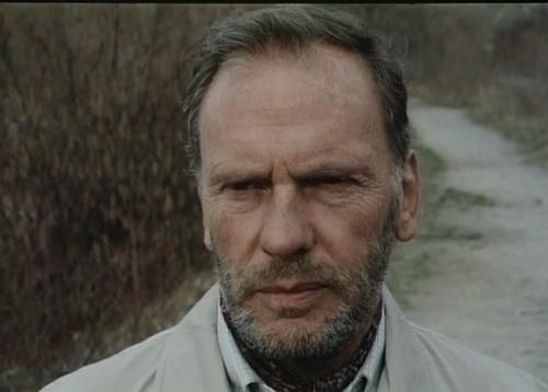 Jean-Louis Trintignant in La vallée fantôme (1987)