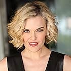 Kari Wahlgren