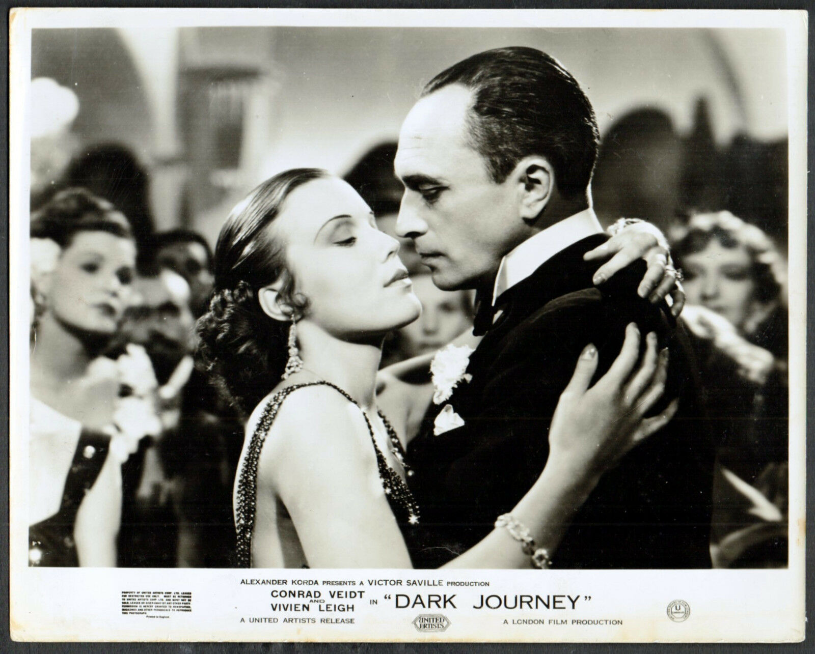 Joan Gardner and Conrad Veidt in Dark Journey (1937)