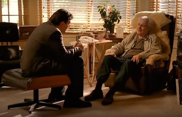 Hank Azaria and Jack Lemmon in Tuesdays with Morrie (1999)