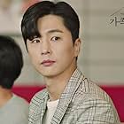 Sin Dong-Wook in My Unfamiliar Family (2020)