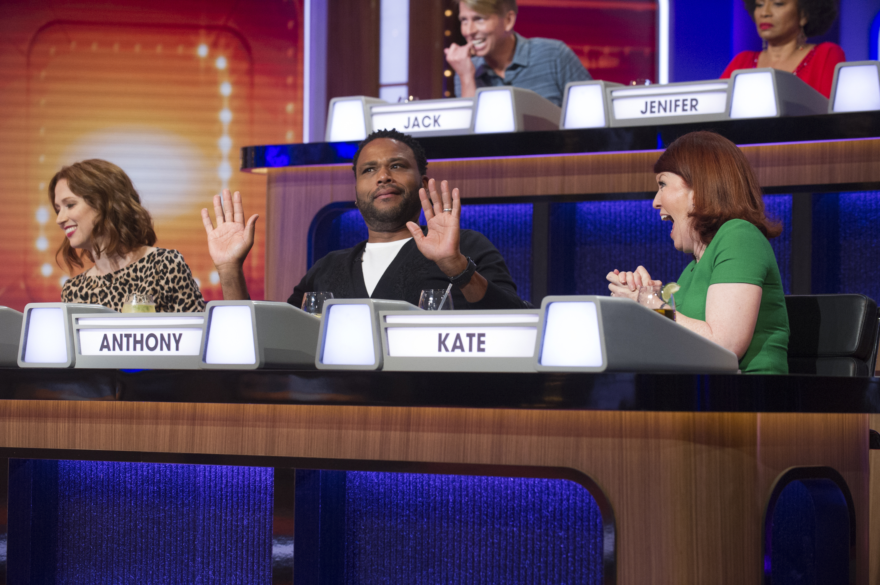 Anthony Anderson, Kate Flannery, Jenifer Lewis, Jack McBrayer, and Ellie Kemper in Match Game (2016)