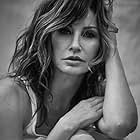 Gina Gershon