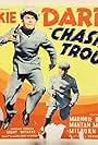 Frankie Darro, Mantan Moreland, Marjorie Reynolds, and Milburn Stone in Chasing Trouble (1940)