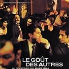 Anne Alvaro, Jean-Pierre Bacri, Alain Chabat, Agnès Jaoui, and Gérard Lanvin in The Taste of Others (2000)