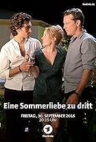 Florian Panzner, Paula Kalenberg, and Vladimir Korneev in Eine Sommerliebe zu Dritt (2016)