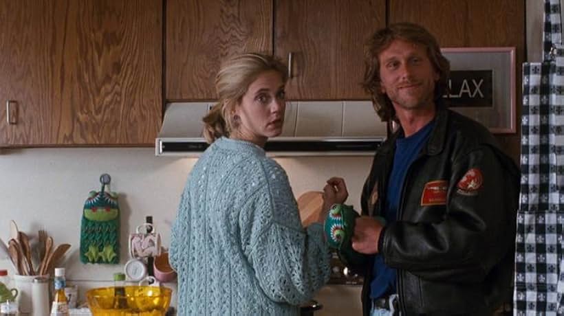 Ally Walker and Peter Horton in Singles (1992)