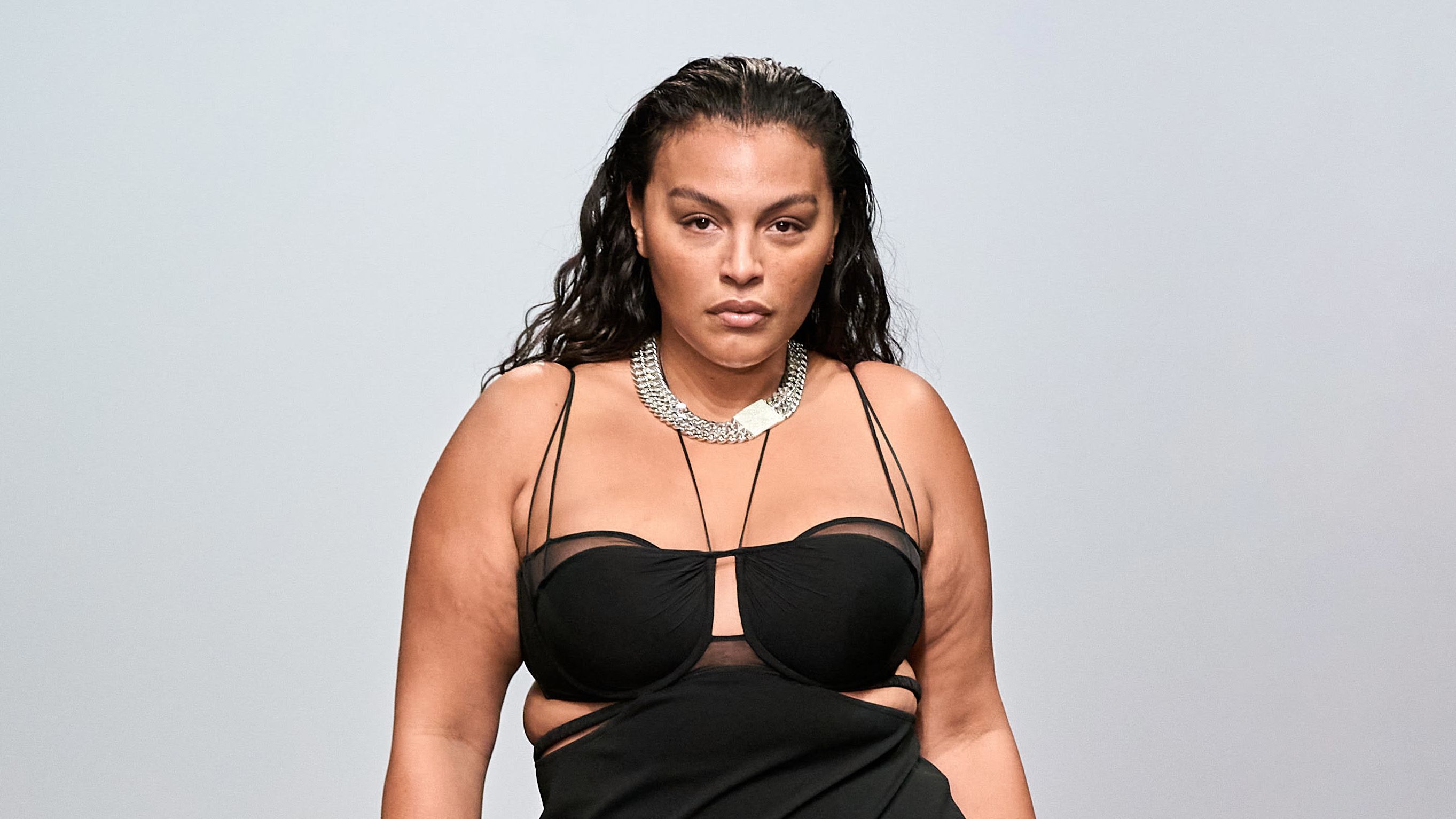 Paloma Elsesser walked for the AW22 Nensi Dojaka show.