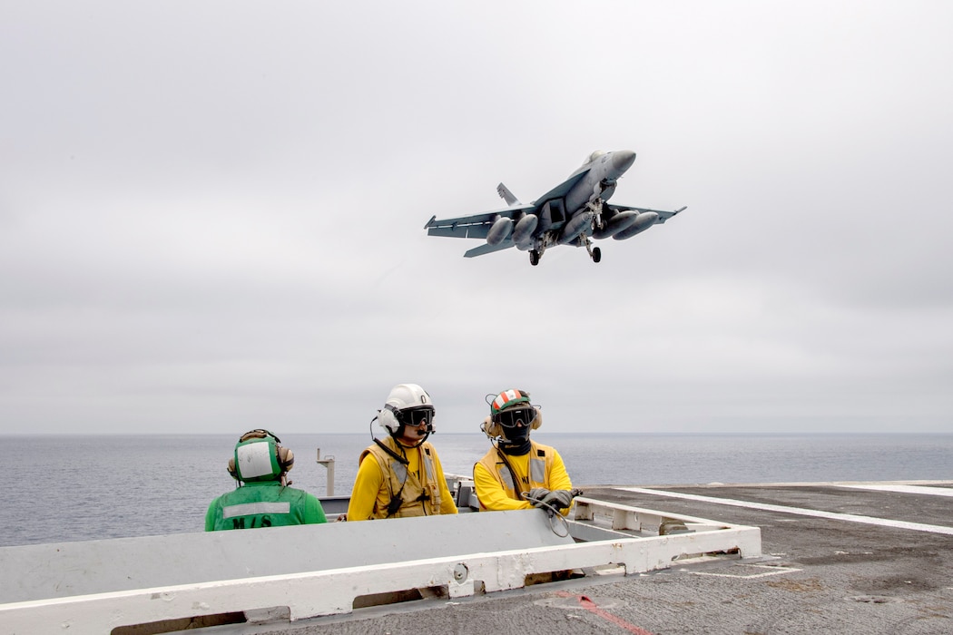 USS Abraham Lincoln (CVN 72) flight operations in the Pacific Ocean.