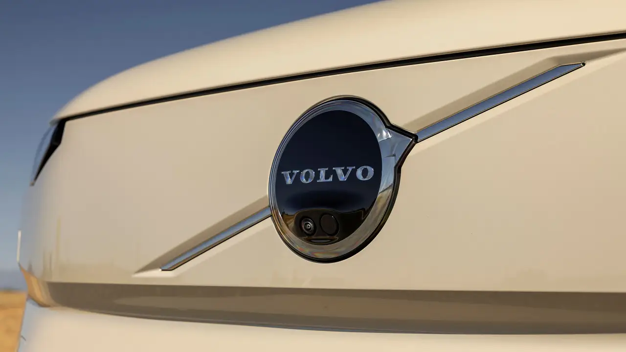 Volvo drops global plan to only sell electric cars from 2030, amid EV slowdown