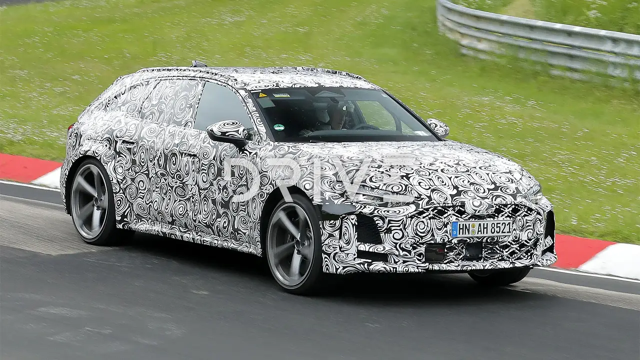 2025 Audi RS5 Avant spied testing