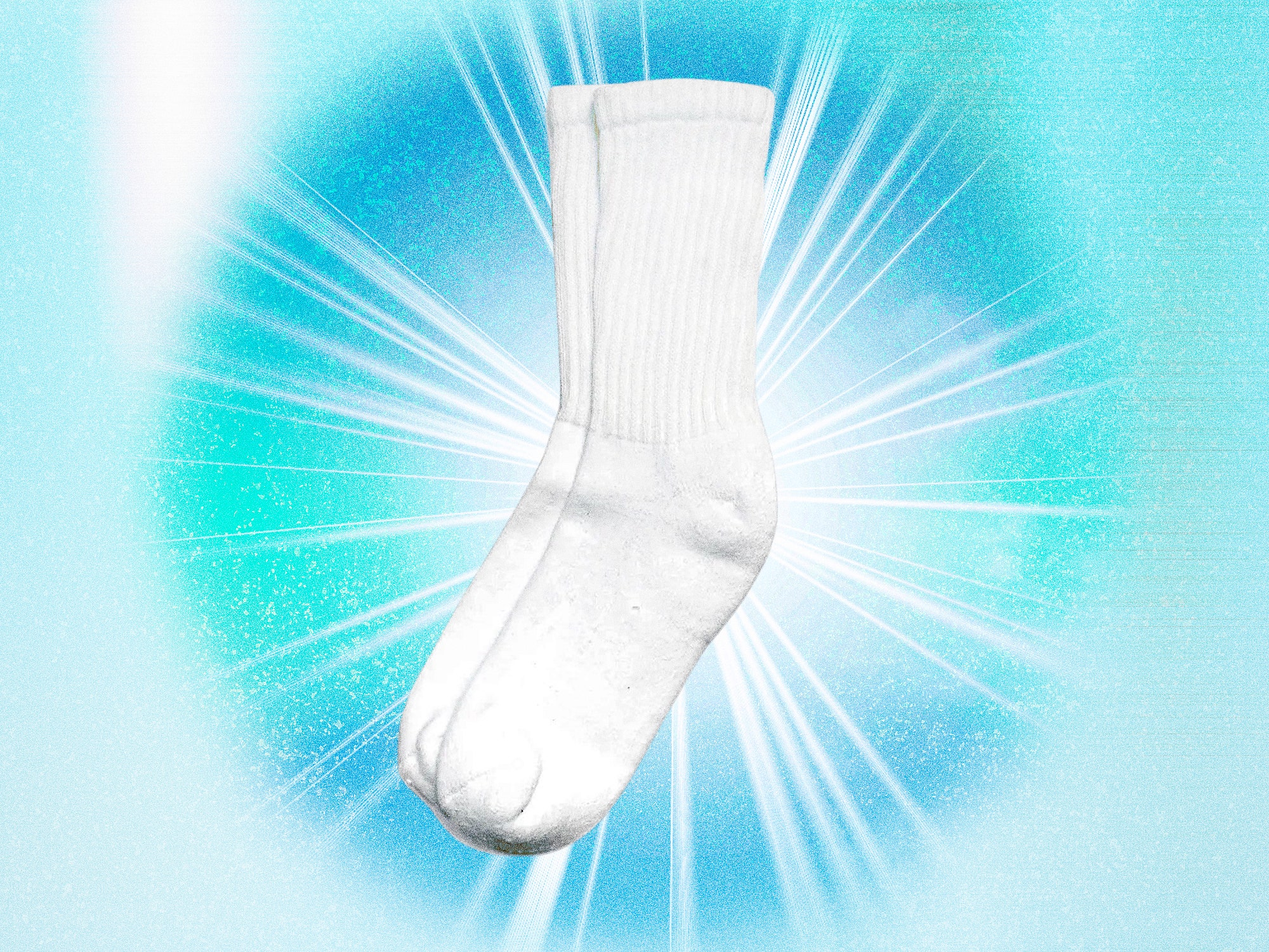 Whether You’re Millennial or Gen Z, These Are the Only Acceptable Socks to Wear in 2024