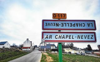 Dimanche 30 juin, les habitants de la Chapelle-Neuve se retrouveront à devoir élire conseillers municipaux et député. (Photo Pierre Bernard)