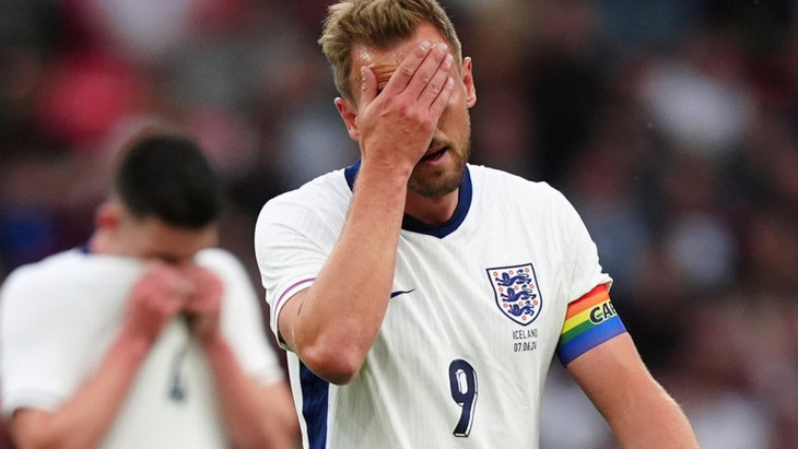 Ist es denn die Possibility? Harry Kane und England verlieren gegen Island.