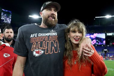 Travis Kelce; Taylor Swift