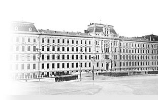 Historický snímek hlavní budovy Ministerstva obrany ČR v Praze