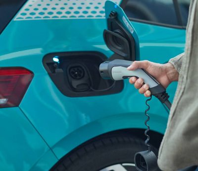 deducir compra coche eléctrico renta