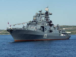 Російський протичовновий корабель загорівся в Баренцовому морі