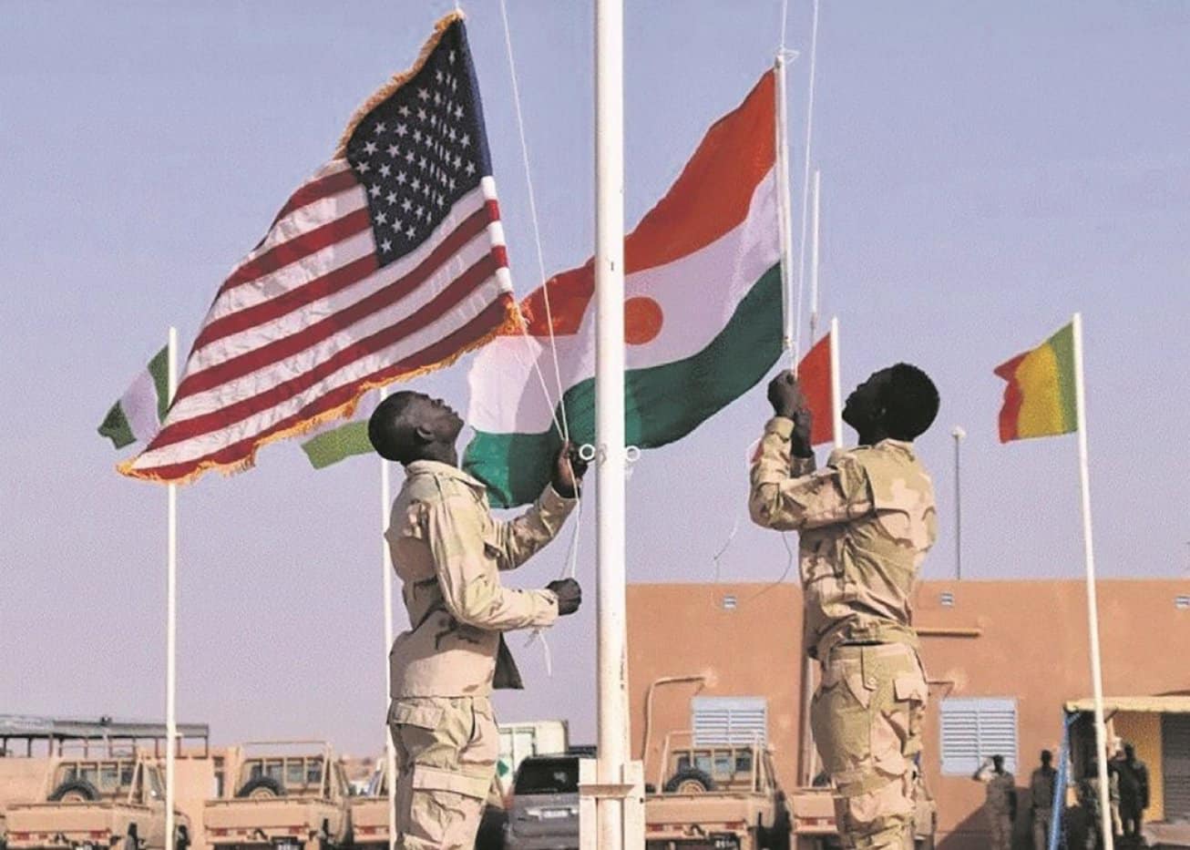 Niger : l’armée américaine présente son plan de retrait au CNSPLes Etats-Unis ont présenté cette semaine, leur plan de retrait militaire du Niger. Ceci fait suite à la dénonciation de l‘accord militaire par le gouvernement nigérien.